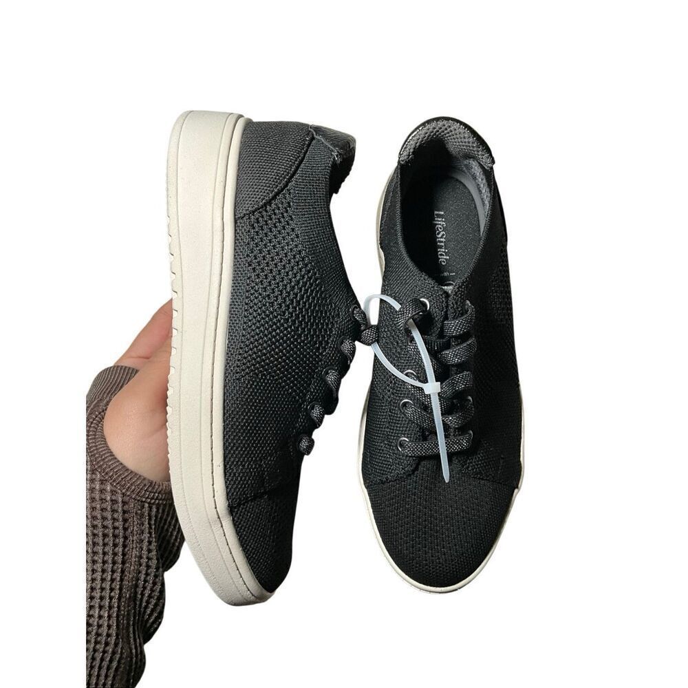 LifeStride | Vip Sneakers